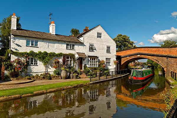 Bridgewater canal at Lymm