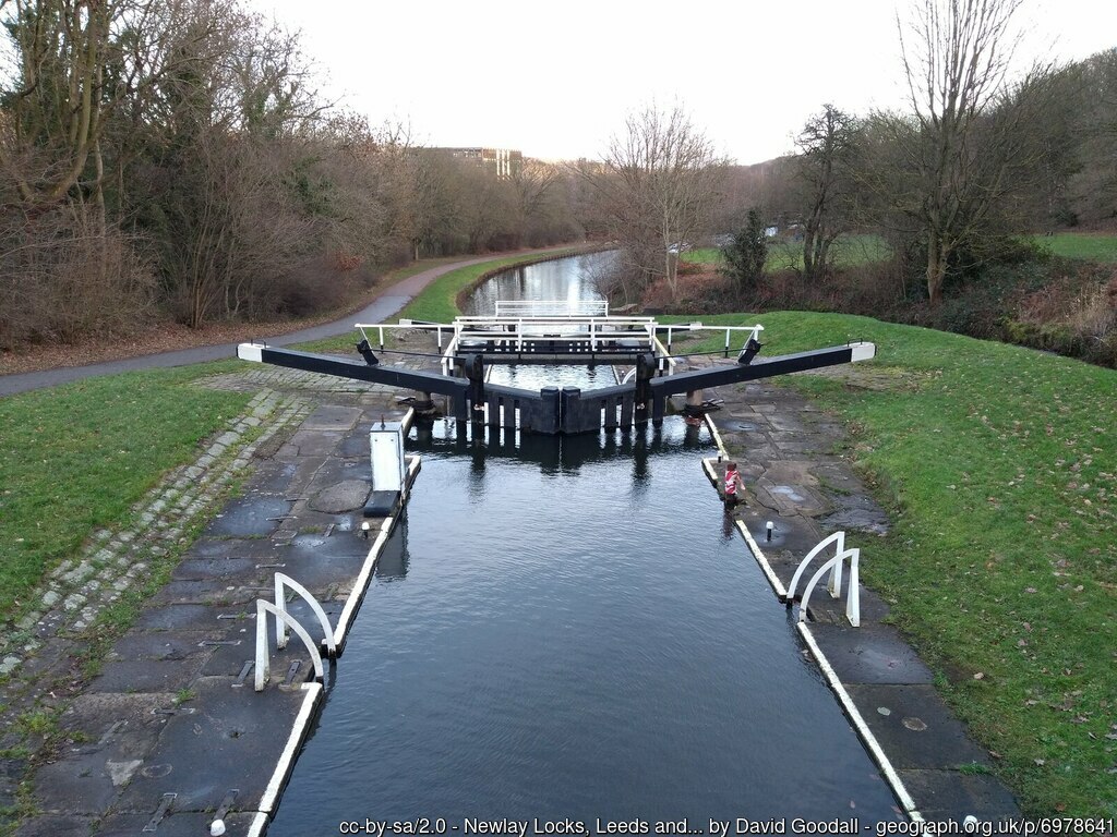 Newlay Locks, Leeds & Liverpool canal